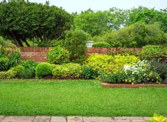 landscaping services Mehlville